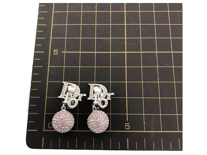 Orecchini a cerchio in strass rosa e argento con logo monogramma Christian Dior - vista 3
