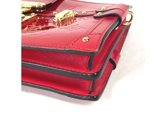 Borsa Clutch Petite Malle in Monogram Vernis Louis Vuitton Rosso Fuschia - vista 6