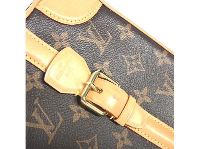 Pochette Verticale Valisette Monogram Louis Vuitton Marrone - vista 13