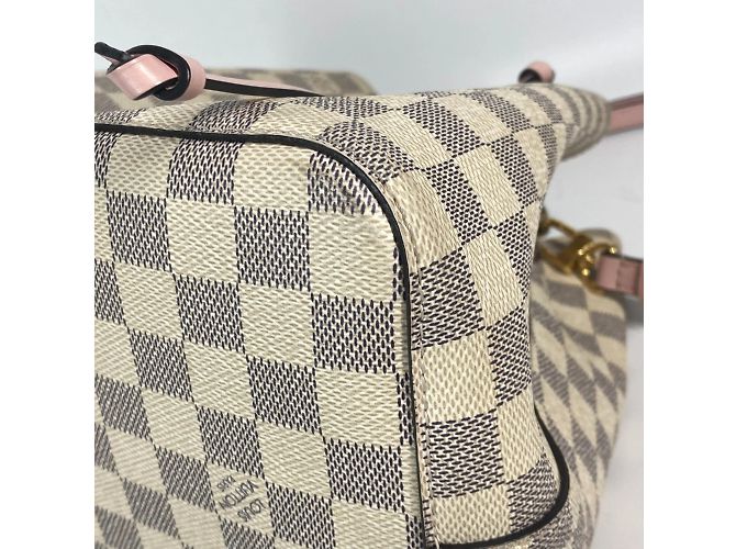 Borsa a Spalla Bucket NeoNoe Damier Azur di Louis Vuitton Rosa Bianco - vista 5