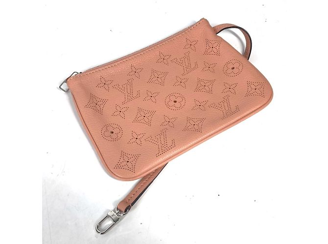 Borsa tote Louis Vuitton Monogram Mahina Selene PM Marrone Rosa - vista 12
