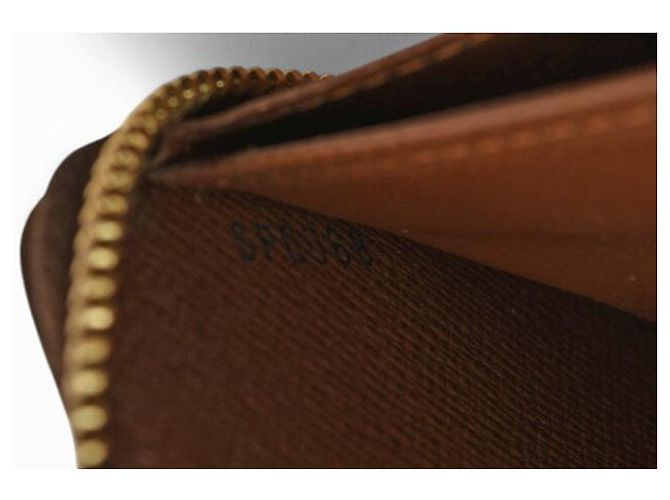 Louis Vuitton Monogram Zippy Wallet M60017 - view 12