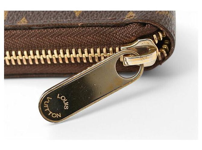 Louis Vuitton Monogram Zippy Wallet M60017 - view 5
