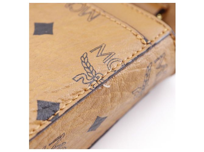 MCM Tracy Borsa Media a Spalla in Pelle PVC Marrone - vista 7