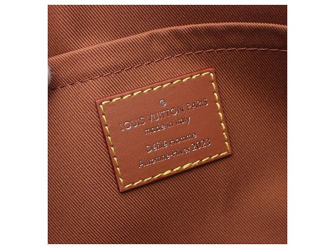 Louis Vuitton Epi Leather Soft Polochon Handbag M23092 Brown - view 4