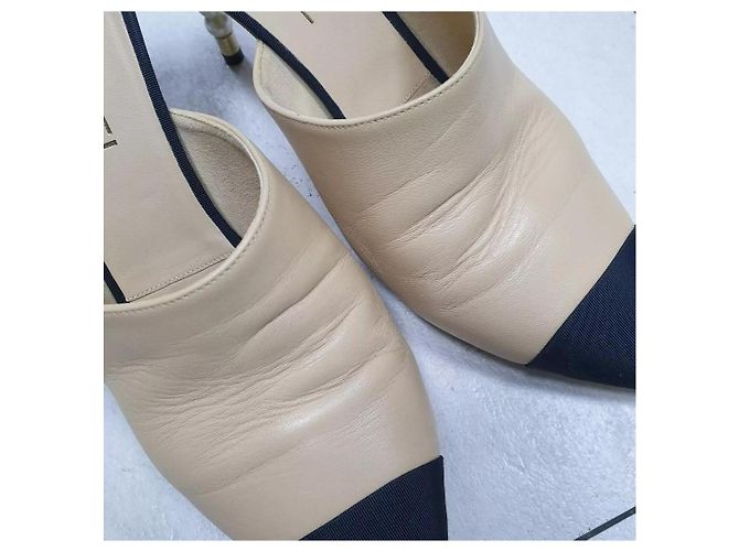 Chanel 2020 Interlocking CC Logo Mules Sz.40 Beige - view 7