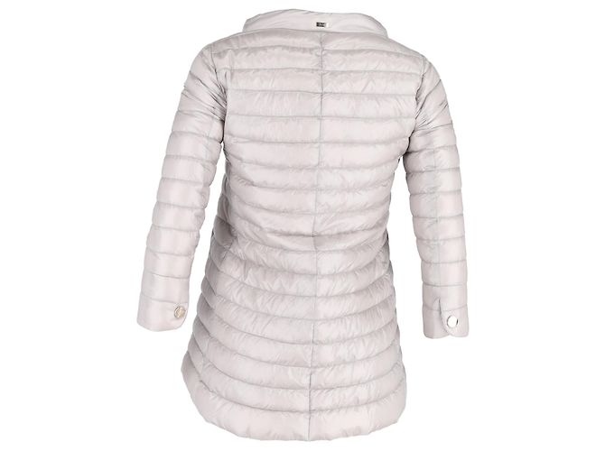 Abrigo acolchado con botones Herno en nylon gris - vista 3
