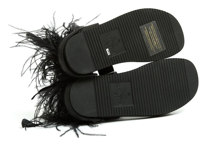 Sandali Valentino EU38 Sandali Piani in Pelle Nera e Piume Taglia UK5 US7.5 Nero - vista 5