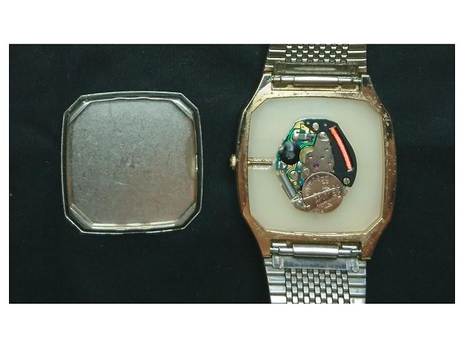 Autre Marque Retro-Quarz-Uhr Buren Ref. BU-9001M Schweizer Uhrwerk Golden - Ansicht 5
