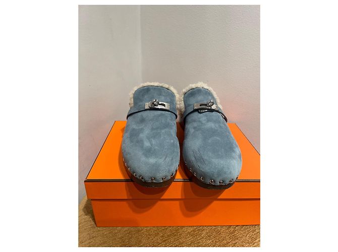 Zoccoli Hermès in camoscio blu - vista 4