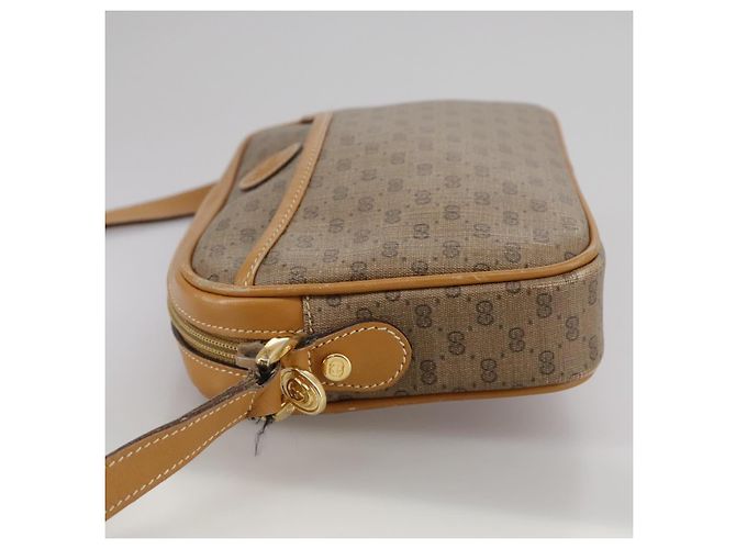 Gucci Borsa a spalla Micro GG Supreme in PVC beige e oro 007 904 0095 Auth bs21045 D'oro - vista 3