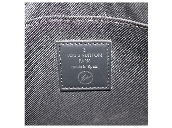 CUSTODIA PER IPHONE LOUIS VUITTON Monogram Eclipse Fragment M64449 LV Auth 107928 Monogramma - vista 17