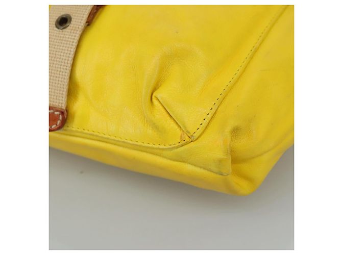 Borsa a spalla Miu Miu in pelle tela gialla beige Auth 108027 Giallo - vista 9