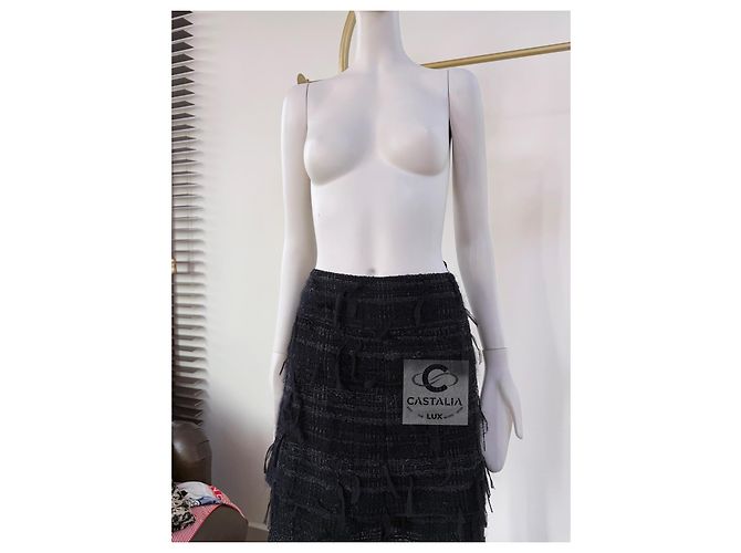 Chanel Exquisite schwarze Tweed-Rock mit Band 46 FR - Ansicht 3