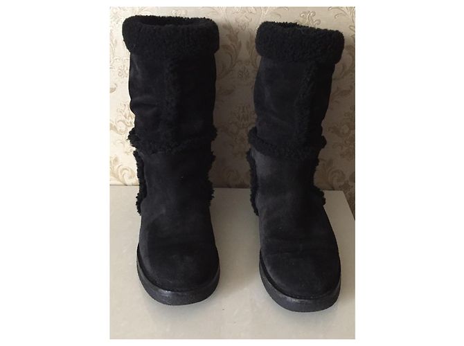 Stivali Louis Vuitton in pelle e pelliccia neri Nero - vista 4