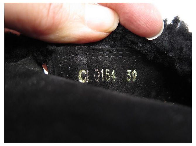 Stivali Louis Vuitton in pelle e pelliccia neri Nero - vista 7