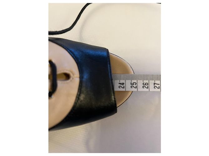 Stivaletti Chanel in pelle con lacci beige - vista 13