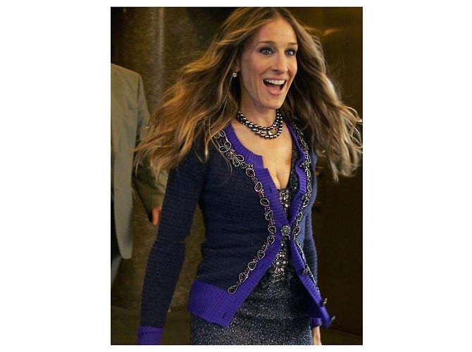 Chanel Cashmere-Cardigan mit CC Crown Knöpfen Paris / London - Ansicht 2