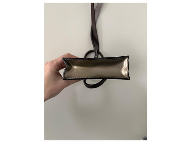 Borsa piatta Louis Vuitton Monogramma e Pelle Verniciata Marrone Argento Multicolore D'oro Metallico Bronzo Marrone chiaro Caramello Marrone scuro Gold hardware Cammello - vista 6
