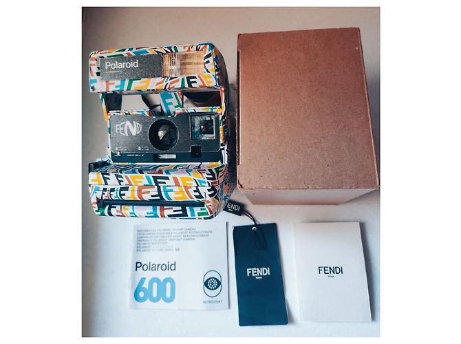Fendi Polaroid OneStep Close-Up 600 x Sarah Coleman FF Vertigo Motif - view 3