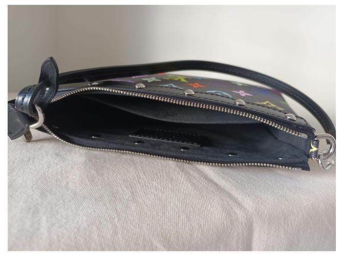 2025 Louis Vuitton x TM Pochette Accessoires Takashi Murakami Nero Multicolore - vista 7