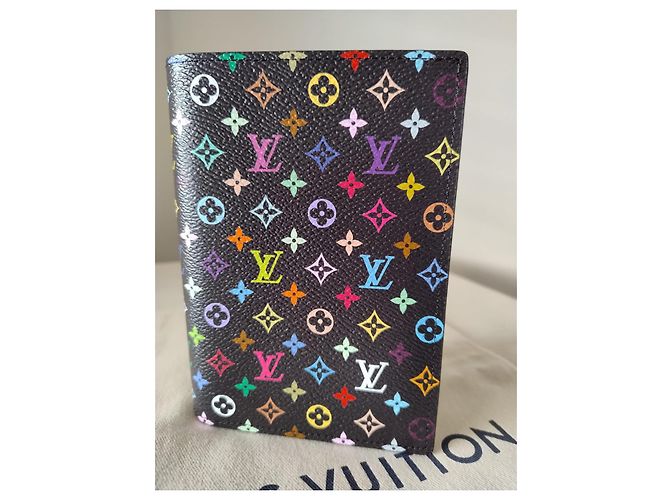 2025 Ed. Louis Vuitton x TM Funda de Pasaporte Takashi Murakami Negro Multicolor - vista 4