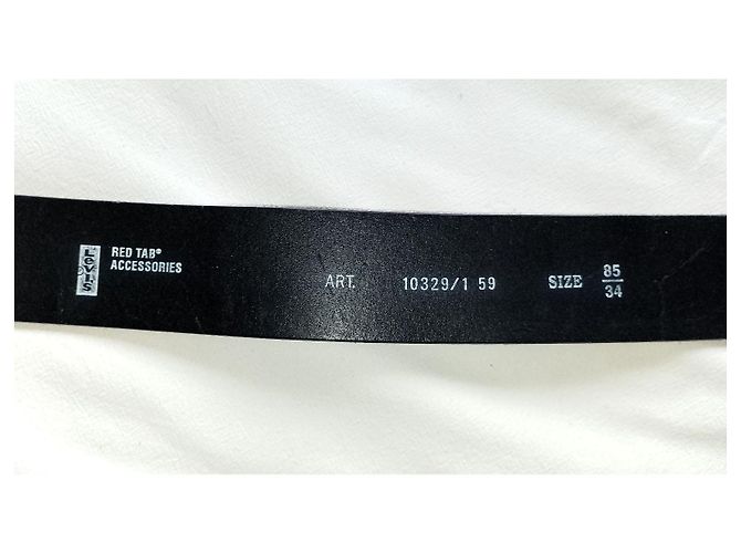 Levi's® Red Tab™ Original Reveted Black Cowhide Leather Belt, Black Metal Buckle - view 4