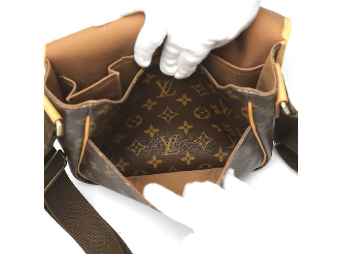 Bolso de Hombro Monograma Louis Vuitton Castaño - vista 17