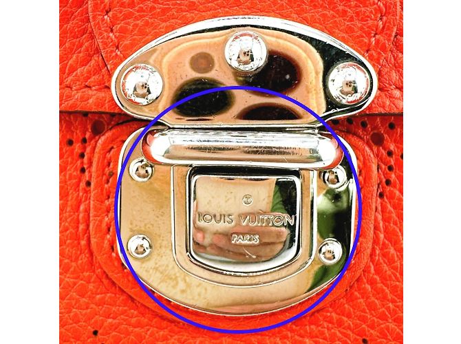 Cartera Larga Louis Vuitton en Cuero Mahina Corail Coral - vista 5