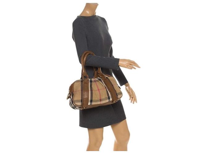 Borsa Ashbury Knight in tela e pelle Nova Check Burberry Beige/Marrone - vista 3