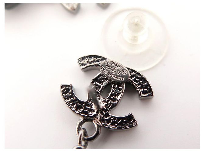 NUOVE ORECCHINI CHANEL LOGO CC E PERLA NERA METALLO ARGENTO - vista 6