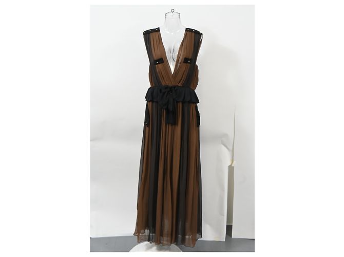 Vestido maxi plissado com decote profundo Chloé em chiffon de seda marrom e preto - vista 6