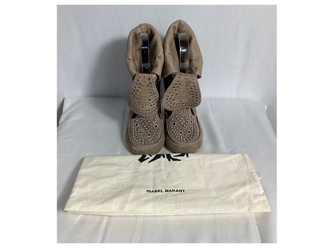 Botines Mossa con tachuelas en ante marrón de Isabel Marant Castaño Roja - vista 15