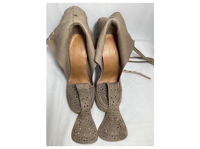 Botines Mossa con tachuelas en ante marrón de Isabel Marant Castaño Roja - vista 16