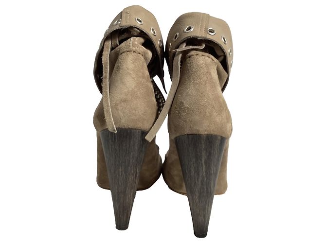 Botines Mossa con tachuelas en ante marrón de Isabel Marant Castaño Roja - vista 4