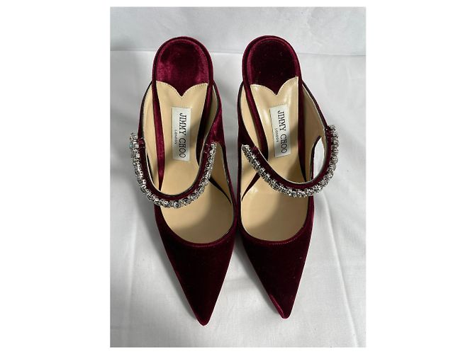 Mule con tacco in velluto bordeaux decorate con cristalli Bing di Jimmy Choo - vista 11