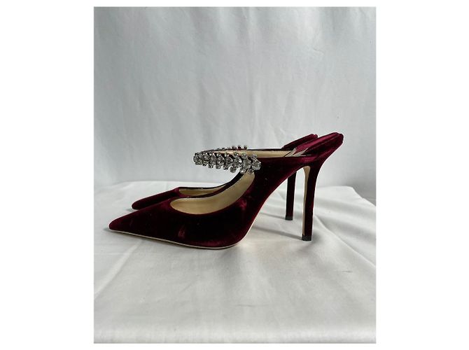 Mule con tacco in velluto bordeaux decorate con cristalli Bing di Jimmy Choo - vista 12