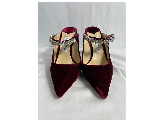 Mule con tacco in velluto bordeaux decorate con cristalli Bing di Jimmy Choo - vista 9