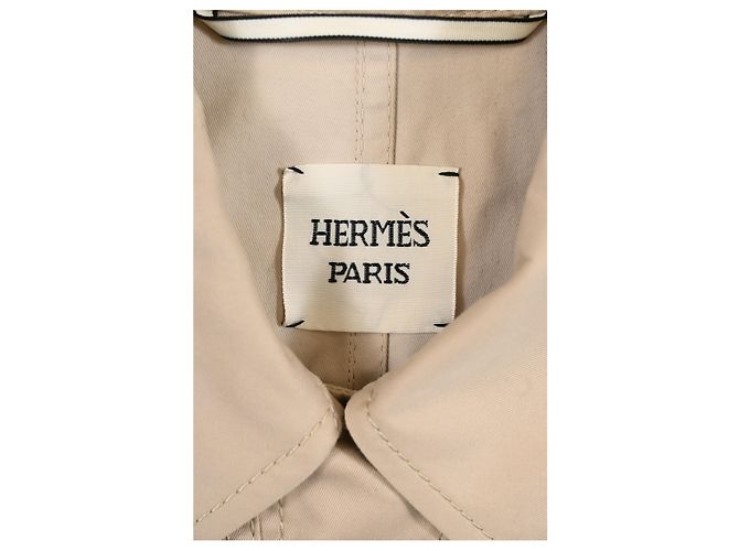 Chaqueta cortavientos Hermès con botones en algodón beige - vista 10