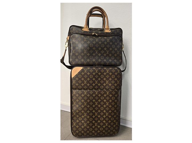 Maleta Pegase 55 Louis Vuitton en Lona Monogram Monograma - vista 4