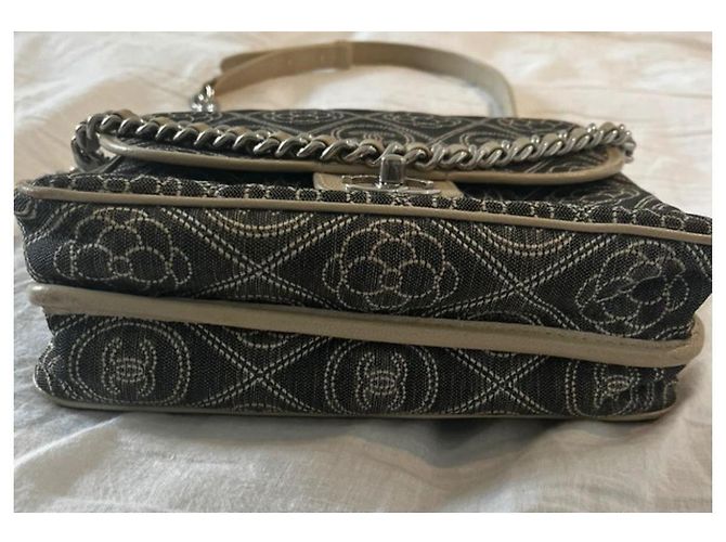 Timeless Borsa Chanel in pelle grigio scuro con camelia Grigio antracite - vista 11