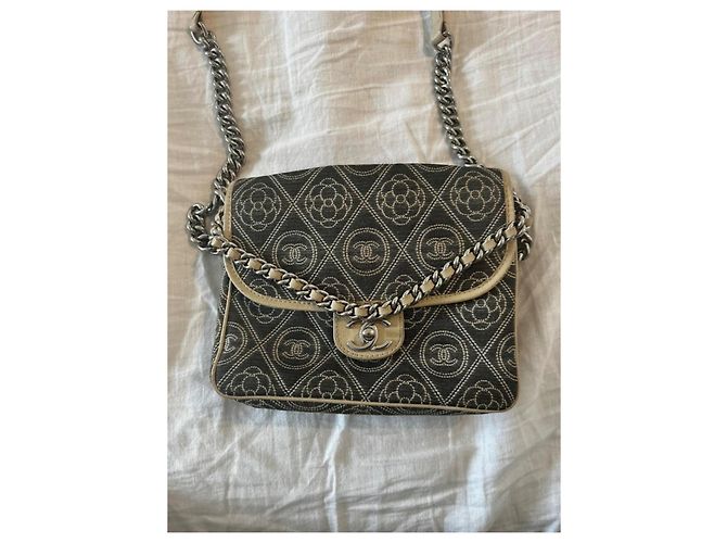 Timeless Borsa Chanel in pelle grigio scuro con camelia Grigio antracite - vista 2