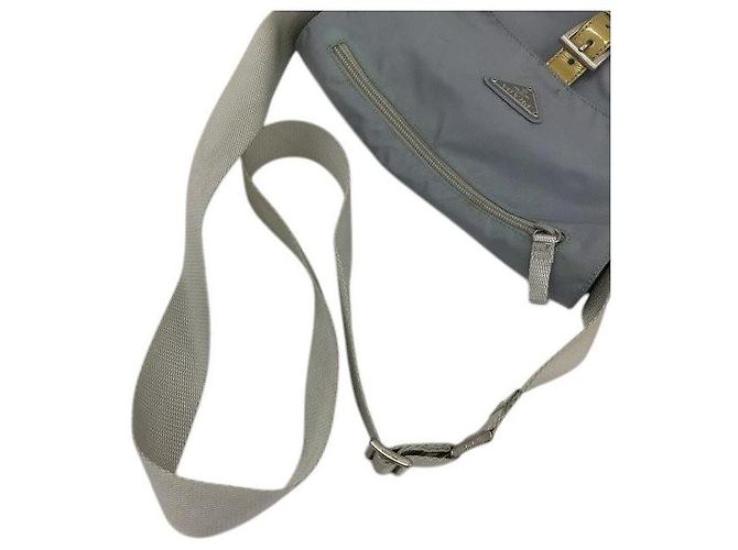 Borsa a tracolla in nylon tessuto grigio chiaro con logo Prada Blu chiaro - vista 3