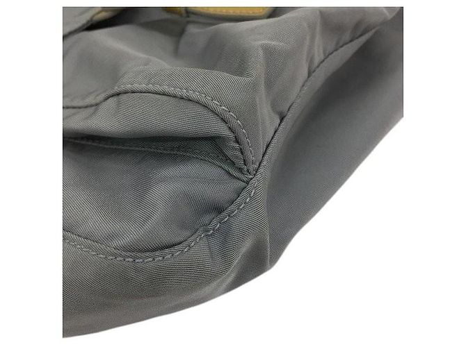 Borsa a tracolla in nylon tessuto grigio chiaro con logo Prada Blu chiaro - vista 4