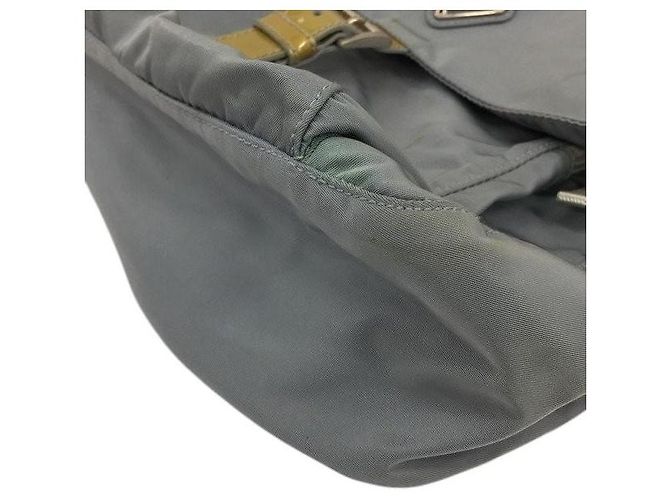 Borsa a tracolla in nylon tessuto grigio chiaro con logo Prada Blu chiaro - vista 5