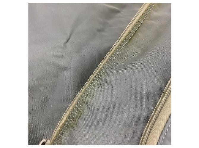 Borsa a tracolla in nylon tessuto grigio chiaro con logo Prada Blu chiaro - vista 9