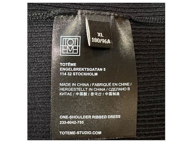 Totême Ripp Maxi Ein-Schulter Enges Kleid aus schwarzer Viskose - Ansicht 6