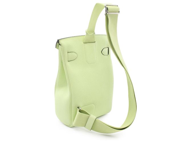 Hermès Verde Togo Kelly Hac A Dos PM Verde chiaro - vista 2