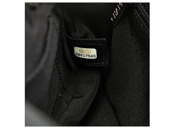 Camera Bolsa de câmera em couro de cordeiro matelassado preto CC da Chanel - vista 6