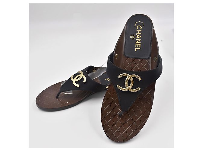 Sandali Chanel CC in pelle nera Nero - vista 4